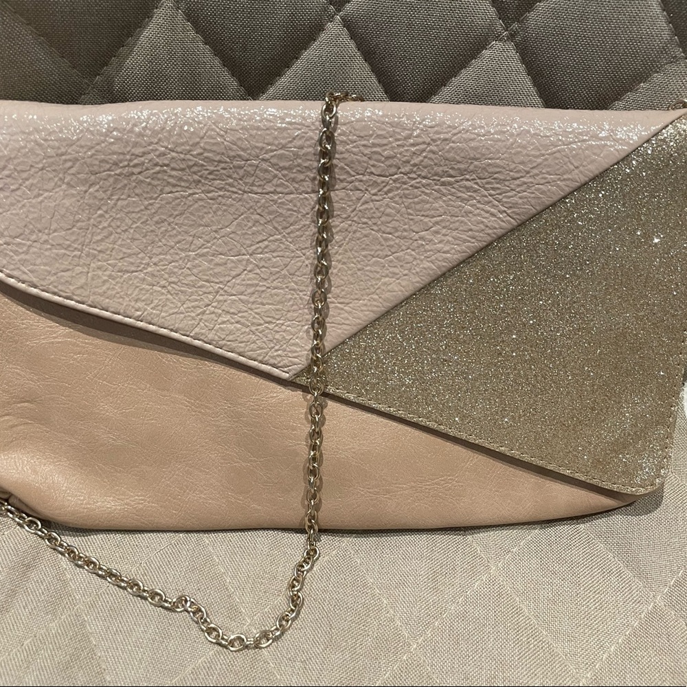 NWT Aldo Dusty Pink Glitter Clutch with gold chain